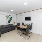 Apartment Ljetni San *